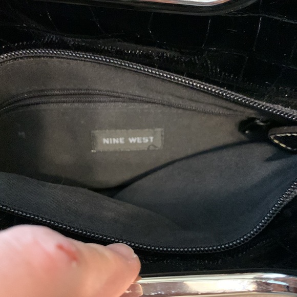 Nine West Faux Croc Clutch Purse Black Vegan Leather Embossed Small Bag - Picture 4 of 4